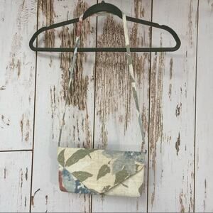 Vintage Handcrafted Purse. Floral